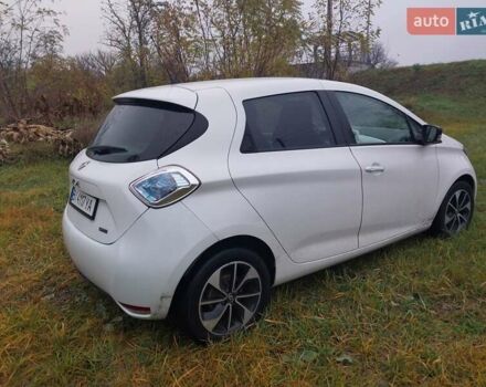 Білий Рено Зое, об'ємом двигуна 0 л та пробігом 92 тис. км за 9600 $, фото 3 на Automoto.ua