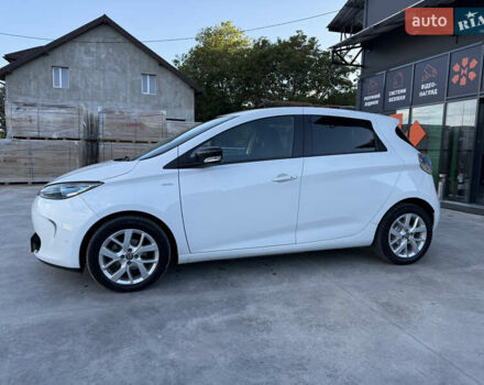 Белый Рено Зое, объемом двигателя 0 л и пробегом 51 тыс. км за 10800 $, фото 6 на Automoto.ua