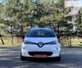 Белый Рено Зое, объемом двигателя 0 л и пробегом 40 тыс. км за 12000 $, фото 1 на Automoto.ua