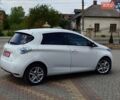Белый Рено Зое, объемом двигателя 0 л и пробегом 100 тыс. км за 9444 $, фото 7 на Automoto.ua