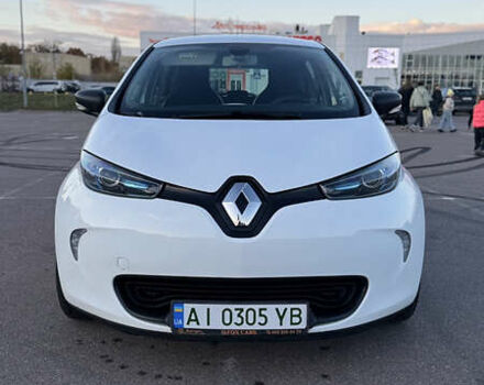 Белый Рено Зое, объемом двигателя 0 л и пробегом 117 тыс. км за 9800 $, фото 1 на Automoto.ua