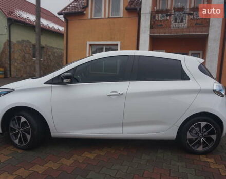 Білий Рено Зое, об'ємом двигуна 0 л та пробігом 37 тис. км за 10777 $, фото 22 на Automoto.ua