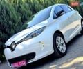 Белый Рено Зое, объемом двигателя 0 л и пробегом 81 тыс. км за 9200 $, фото 2 на Automoto.ua