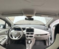 Белый Рено Зое, объемом двигателя 0 л и пробегом 114 тыс. км за 8200 $, фото 49 на Automoto.ua