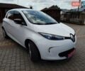 Белый Рено Зое, объемом двигателя 0 л и пробегом 100 тыс. км за 9444 $, фото 16 на Automoto.ua