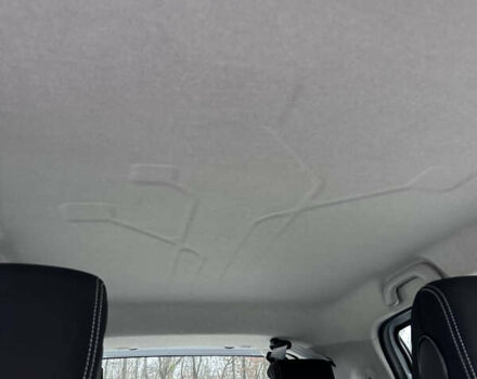 Белый Рено Зое, объемом двигателя 0 л и пробегом 96 тыс. км за 9800 $, фото 27 на Automoto.ua