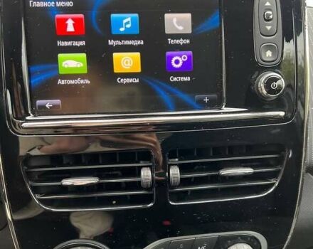 Белый Рено Зое, объемом двигателя 0 л и пробегом 109 тыс. км за 9499 $, фото 18 на Automoto.ua