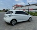 Белый Рено Зое, объемом двигателя 0 л и пробегом 165 тыс. км за 8350 $, фото 8 на Automoto.ua