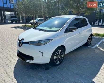 Білий Рено Зое, об'ємом двигуна 0 л та пробігом 41 тис. км за 11500 $, фото 6 на Automoto.ua