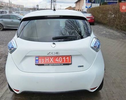 Белый Рено Зое, объемом двигателя 0 л и пробегом 71 тыс. км за 9550 $, фото 21 на Automoto.ua
