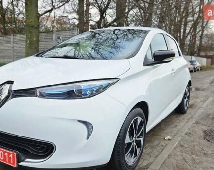 Белый Рено Зое, объемом двигателя 0 л и пробегом 71 тыс. км за 9550 $, фото 6 на Automoto.ua