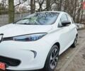 Белый Рено Зое, объемом двигателя 0 л и пробегом 71 тыс. км за 9550 $, фото 6 на Automoto.ua
