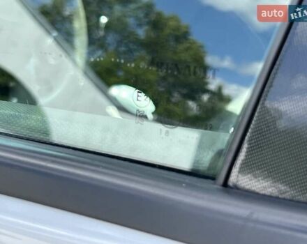 Белый Рено Зое, объемом двигателя 0 л и пробегом 120 тыс. км за 10500 $, фото 9 на Automoto.ua