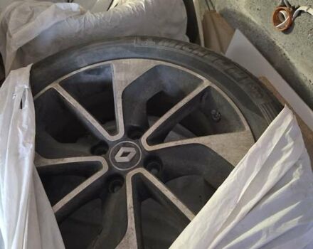 Белый Рено Зое, объемом двигателя 0 л и пробегом 117 тыс. км за 10500 $, фото 18 на Automoto.ua