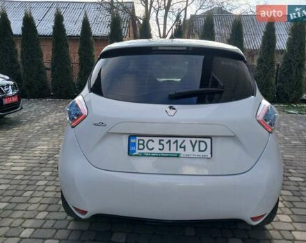 Белый Рено Зое, объемом двигателя 0 л и пробегом 64 тыс. км за 9200 $, фото 53 на Automoto.ua
