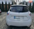 Белый Рено Зое, объемом двигателя 0 л и пробегом 64 тыс. км за 9200 $, фото 53 на Automoto.ua
