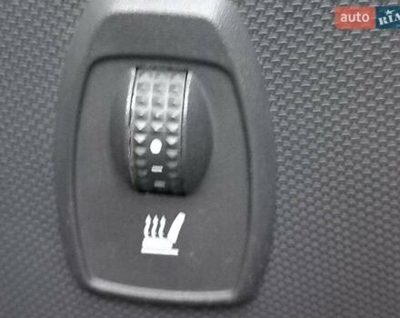 Белый Рено Зое, объемом двигателя 0 л и пробегом 39 тыс. км за 10900 $, фото 21 на Automoto.ua