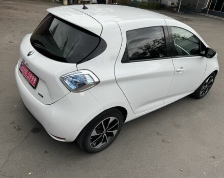 Белый Рено Зое, объемом двигателя 0 л и пробегом 91 тыс. км за 10600 $, фото 4 на Automoto.ua