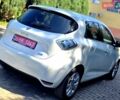 Белый Рено Зое, объемом двигателя 0 л и пробегом 81 тыс. км за 9200 $, фото 10 на Automoto.ua