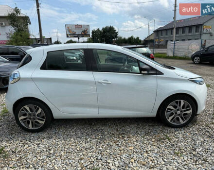 Белый Рено Зое, объемом двигателя 0 л и пробегом 69 тыс. км за 9450 $, фото 7 на Automoto.ua