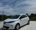 Белый Рено Зое, объемом двигателя 0 л и пробегом 40 тыс. км за 10999 $, фото 1 на Automoto.ua