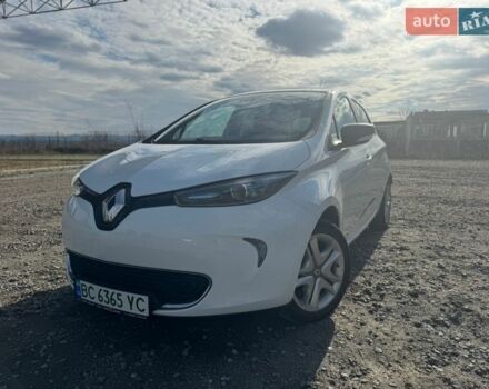 Белый Рено Зое, объемом двигателя 0 л и пробегом 38 тыс. км за 10750 $, фото 1 на Automoto.ua