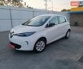 Белый Рено Зое, объемом двигателя 0 л и пробегом 65 тыс. км за 10250 $, фото 17 на Automoto.ua