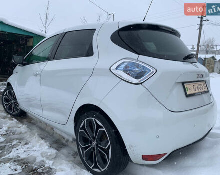 Белый Рено Зое, объемом двигателя 0 л и пробегом 159 тыс. км за 9200 $, фото 7 на Automoto.ua