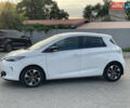 Белый Рено Зое, объемом двигателя 0 л и пробегом 84 тыс. км за 10300 $, фото 11 на Automoto.ua