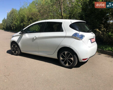 Білий Рено Зое, об'ємом двигуна 0 л та пробігом 50 тис. км за 9750 $, фото 7 на Automoto.ua