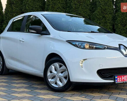 Белый Рено Зое, объемом двигателя 0 л и пробегом 53 тыс. км за 10150 $, фото 2 на Automoto.ua