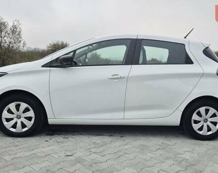 Білий Рено Зое, об'ємом двигуна 0 л та пробігом 25 тис. км за 11500 $, фото 9 на Automoto.ua