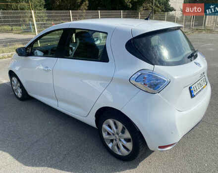Білий Рено Зое, об'ємом двигуна 0 л та пробігом 45 тис. км за 14500 $, фото 4 на Automoto.ua