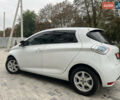 Белый Рено Зое, объемом двигателя 0 л и пробегом 48 тыс. км за 9950 $, фото 12 на Automoto.ua