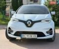Белый Рено Зое, объемом двигателя 0 л и пробегом 95 тыс. км за 11500 $, фото 1 на Automoto.ua