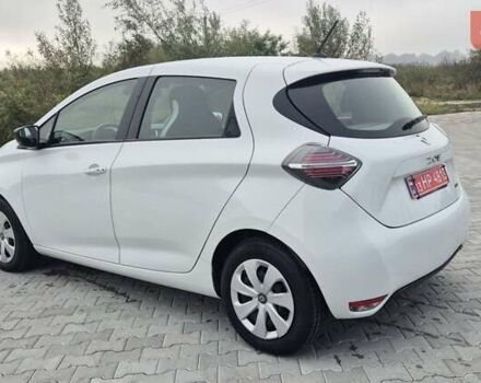 Білий Рено Зое, об'ємом двигуна 0 л та пробігом 25 тис. км за 11500 $, фото 8 на Automoto.ua