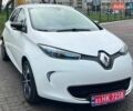 Белый Рено Зое, объемом двигателя 0 л и пробегом 93 тыс. км за 9999 $, фото 7 на Automoto.ua