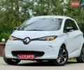 Белый Рено Зое, объемом двигателя 0 л и пробегом 80 тыс. км за 10500 $, фото 1 на Automoto.ua