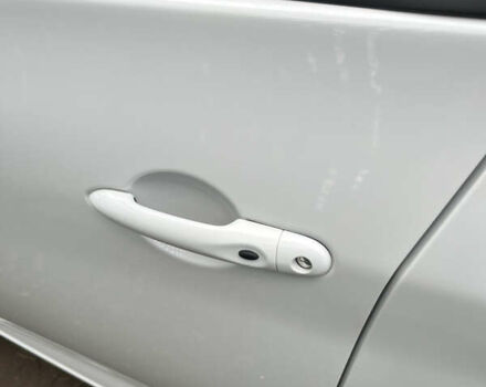 Белый Рено Зое, объемом двигателя 0 л и пробегом 64 тыс. км за 11450 $, фото 27 на Automoto.ua