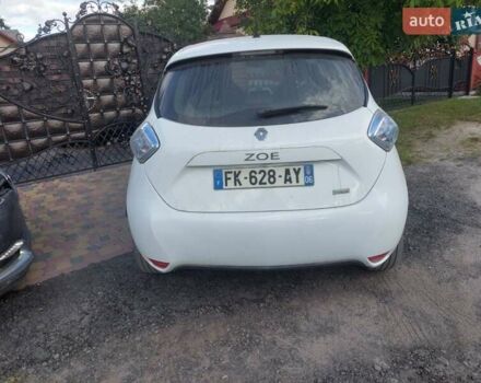 Белый Рено Зое, объемом двигателя 0 л и пробегом 81 тыс. км за 7977 $, фото 2 на Automoto.ua