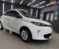 Белый Рено Зое, объемом двигателя 0 л и пробегом 53 тыс. км за 9900 $, фото 32 на Automoto.ua