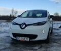 Белый Рено Зое, объемом двигателя 0 л и пробегом 38 тыс. км за 9500 $, фото 1 на Automoto.ua