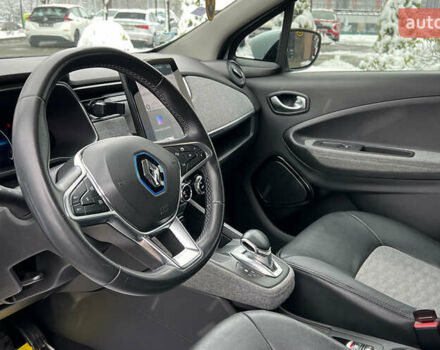 Белый Рено Зое, объемом двигателя 0 л и пробегом 120 тыс. км за 12999 $, фото 9 на Automoto.ua