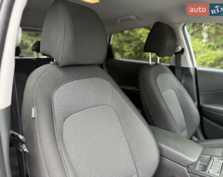 Белый Рено Зое, объемом двигателя 0 л и пробегом 44 тыс. км за 12999 $, фото 45 на Automoto.ua