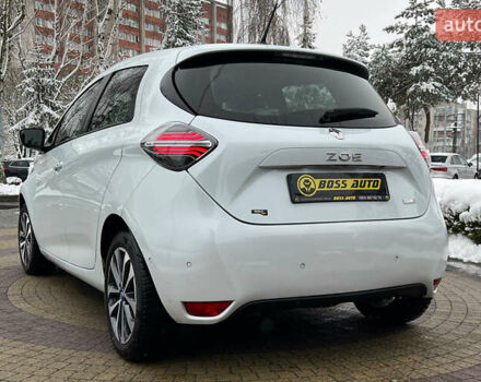 Белый Рено Зое, объемом двигателя 0 л и пробегом 120 тыс. км за 12999 $, фото 4 на Automoto.ua