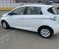 Белый Рено Зое, объемом двигателя 0 л и пробегом 55 тыс. км за 10800 $, фото 3 на Automoto.ua