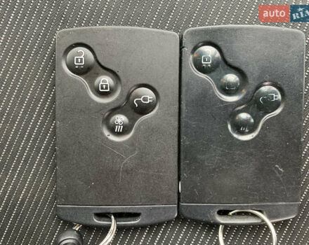 Білий Рено Зое, об'ємом двигуна 0 л та пробігом 159 тис. км за 8999 $, фото 61 на Automoto.ua