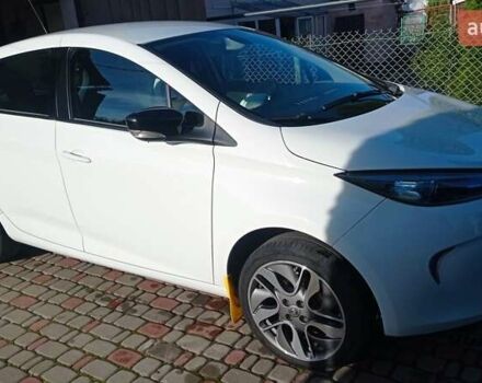 Білий Рено Зое, об'ємом двигуна 0 л та пробігом 80 тис. км за 8300 $, фото 8 на Automoto.ua