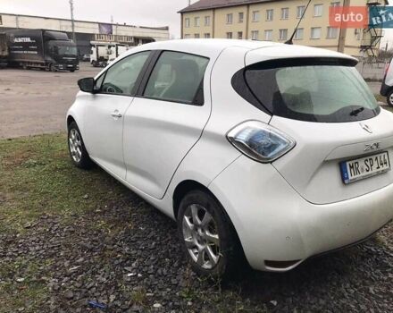 Білий Рено Зое, об'ємом двигуна 0 л та пробігом 125 тис. км за 9555 $, фото 5 на Automoto.ua