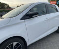 Белый Рено Зое, объемом двигателя 0 л и пробегом 84 тыс. км за 10300 $, фото 30 на Automoto.ua